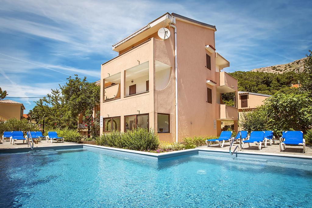 Apartmani Ana Juranic Jurandvor Exterior photo